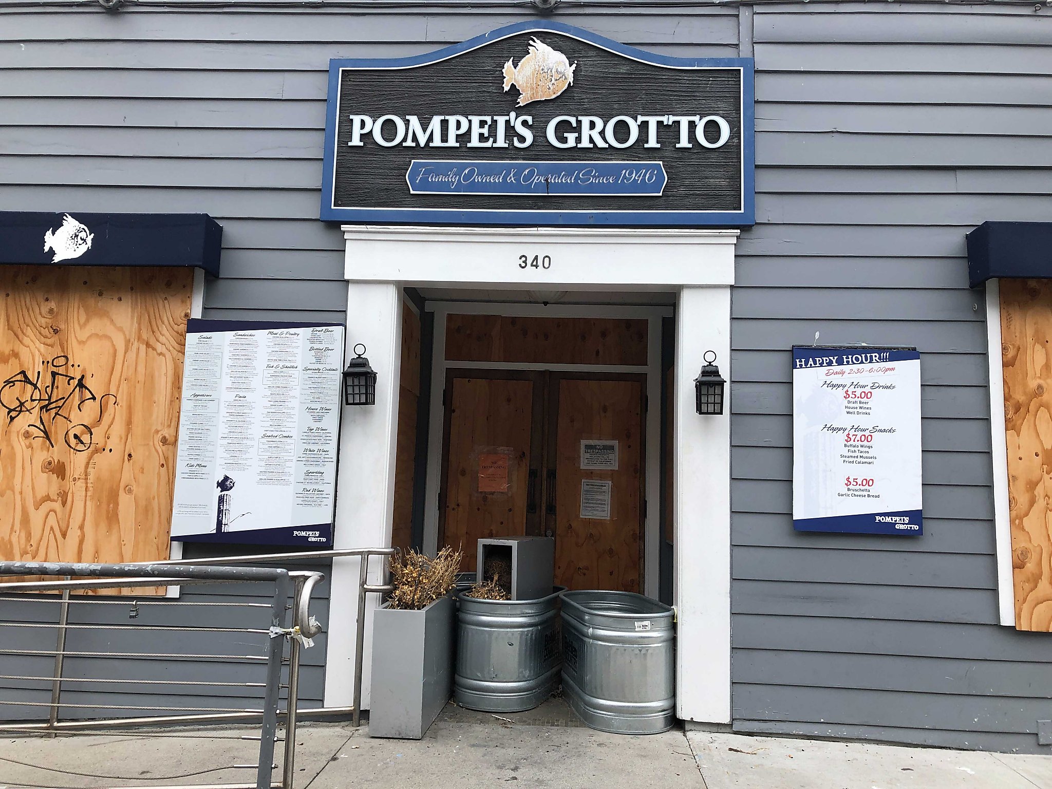 Pompei’s Grotto
